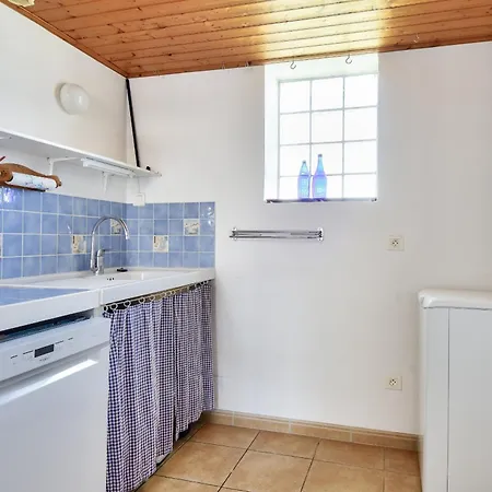 Maison Pour 7 à 900m De La Avec Jardin