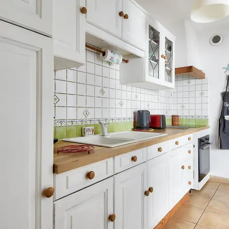 Casa vacanze Maison Pour 7 à 900m De La Avec Jardin *