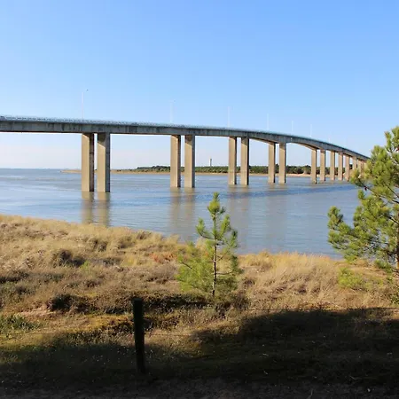 Maison Pour 7 A 900m De La Avec Jardin * Barbâtre