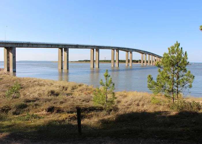 Maison Pour 7 A 900m De La Avec Jardin * Barbâtre